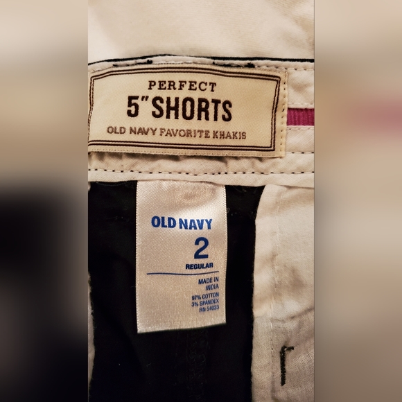 Old Navy Perfect 5" Shorts, Women's size 2 reg - Picture 6 of 6